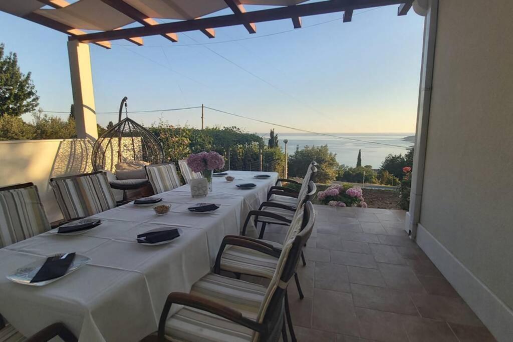 Villa Pergola -Apartment Roko มลินี ภายนอก รูปภาพ