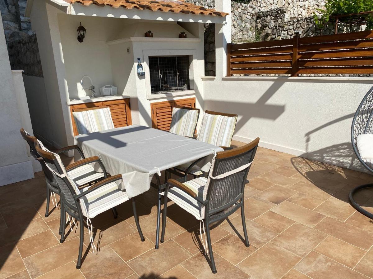 Villa Pergola -Apartment Roko มลินี ภายนอก รูปภาพ