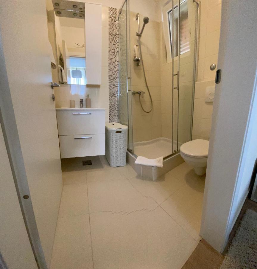 Villa Pergola -Apartment Roko มลินี ภายนอก รูปภาพ