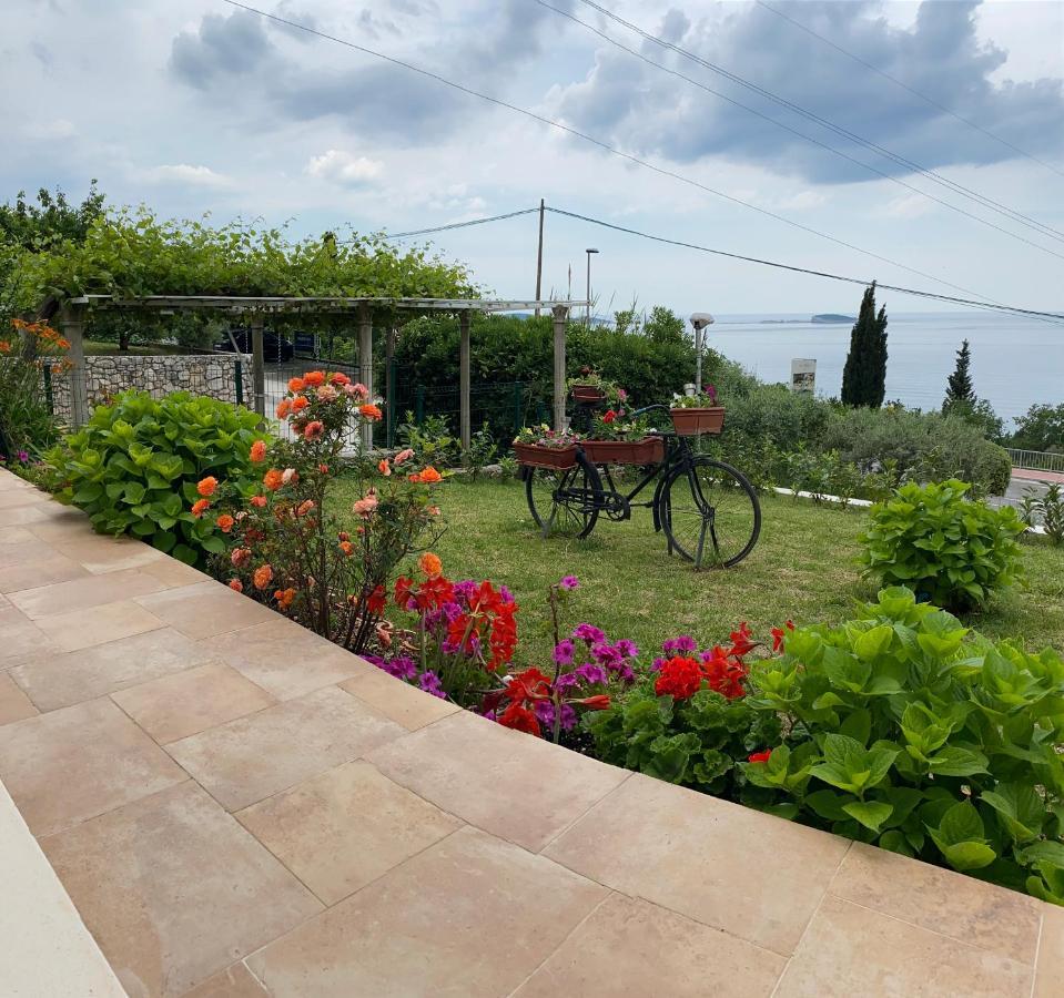 Villa Pergola -Apartment Roko มลินี ภายนอก รูปภาพ